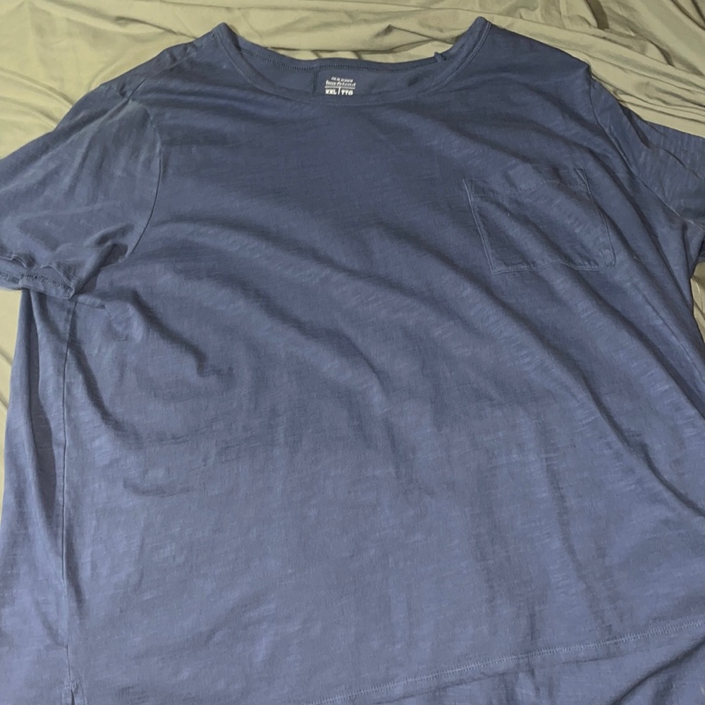 Old navy boyfriend tshirt